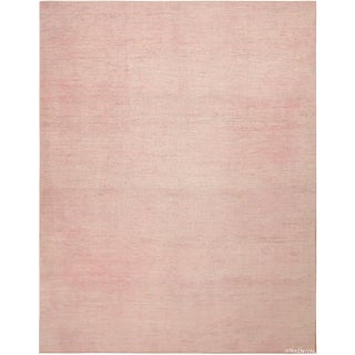Nazmiyal Collection Chic Gentle Tone Modern Decorative Area Rug For Sale