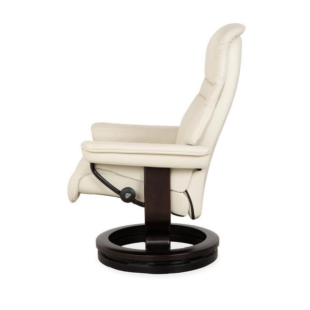 Set of Sunrise Leather Recliner Chair with Ottoman from Stressless For Sale - Image 14 of 18