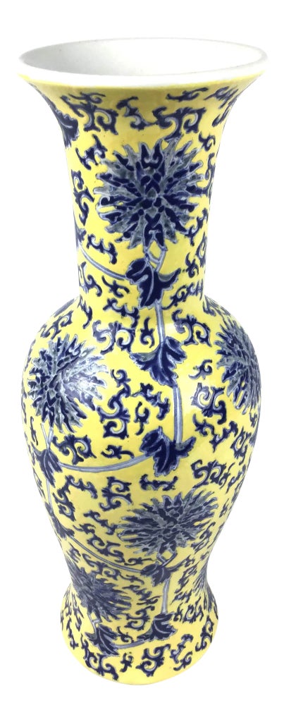 アンティークコレクション Vintage Chinese Porcelain Yellow & Blue Vase | Chairish