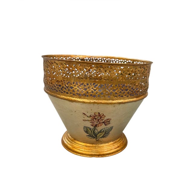1990s Vintage Hand-Painted Toleware Cache-Pot With Gilt Reticulated Gallery For Sale - Image 5 of 11