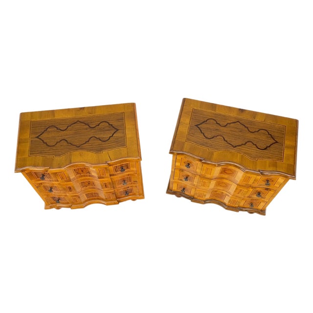 Pair of Fine Italian Inlaid Three Drawers Banded Tops Nightstands Small Dresser For Sale