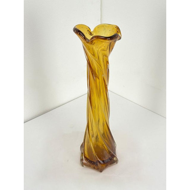 Vintage Amber Murano Glass Vase with Twisted Workmanship and Bullicante Glass, 1960s For Sale - Image 11 of 11