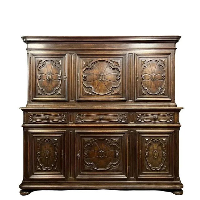 Renaissance Style Sideboard in Walnut For Sale - Image 5 of 5