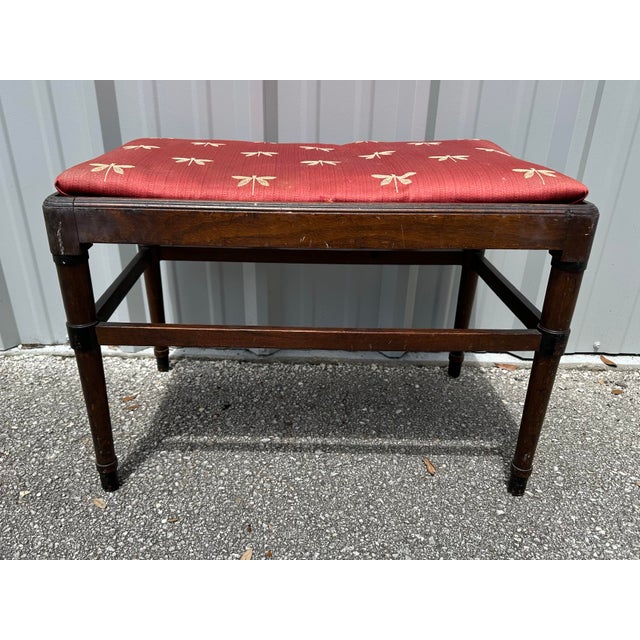 Traditional Antique Early 20th Century Wood Vanity or Piano Bench For Sale - Image 3 of 11