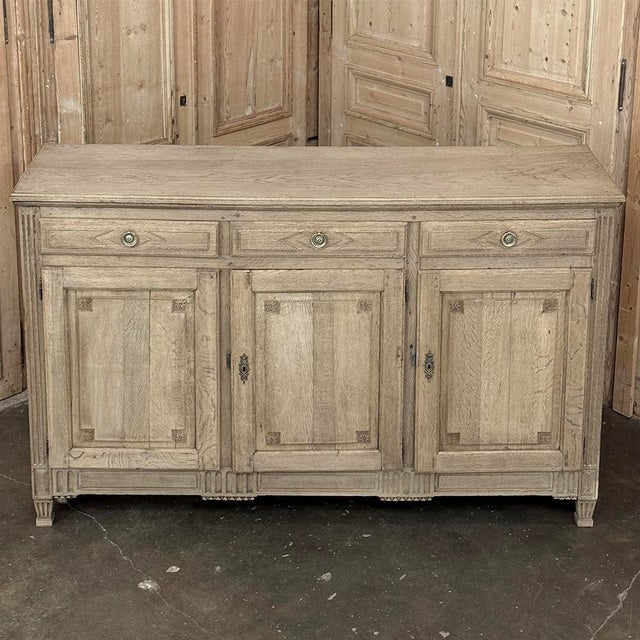 18th Century French Louis XVI Period Stripped Oak Buffet For Sale - Image 16 of 18