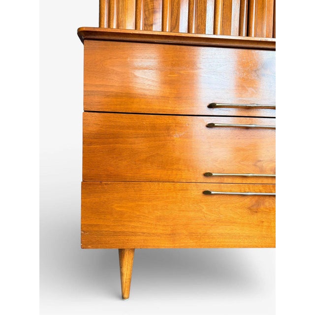 Brown Young Manufacturing Mid Century Walnut Highboy Dresser, Attributed For Sale - Image 8 of 13