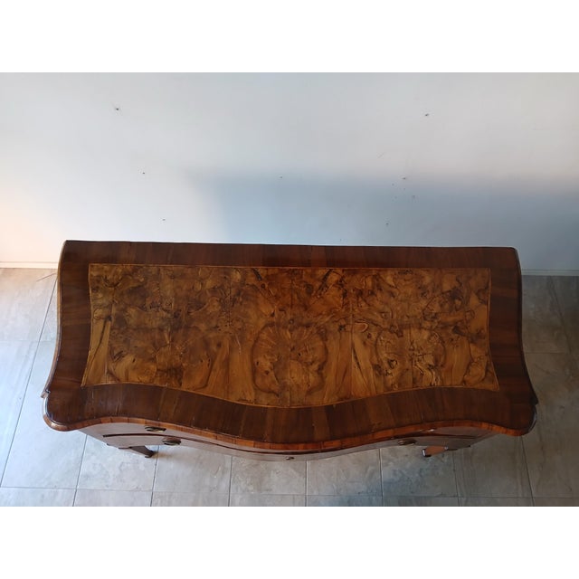 Wood Louis XVI Chest of Drawers, Late 18th Century For Sale - Image 7 of 8