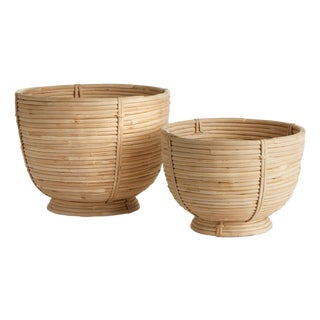 Cane Rattan Decorative Footed Bowls, Set Of 2 For Sale