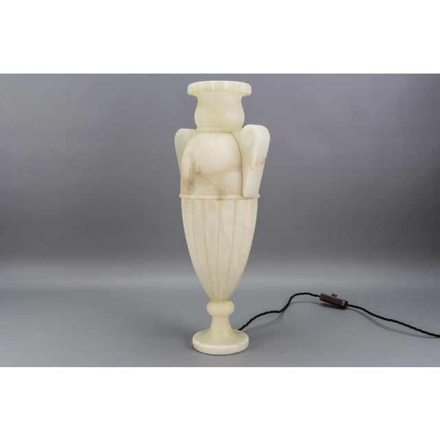 Neoclassical Style Alabaster Amphora-Shaped Table Lamp, 1930s For Sale - Image 3 of 18