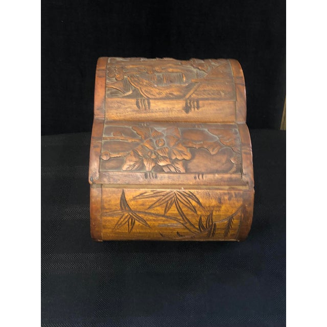 Mid-Century Hand-Carved Camphor Wood Scalloped Chest With Brass Latch For Sale - Image 17 of 18