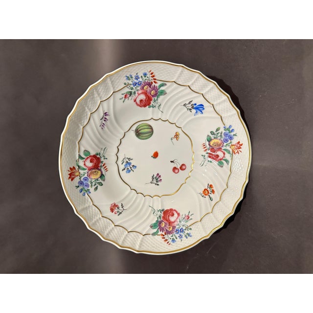 Richard Ginori Late 20th Century Pair Of Richared Ginori Painted Porcelain Compotes For Sale - Image 4 of 9