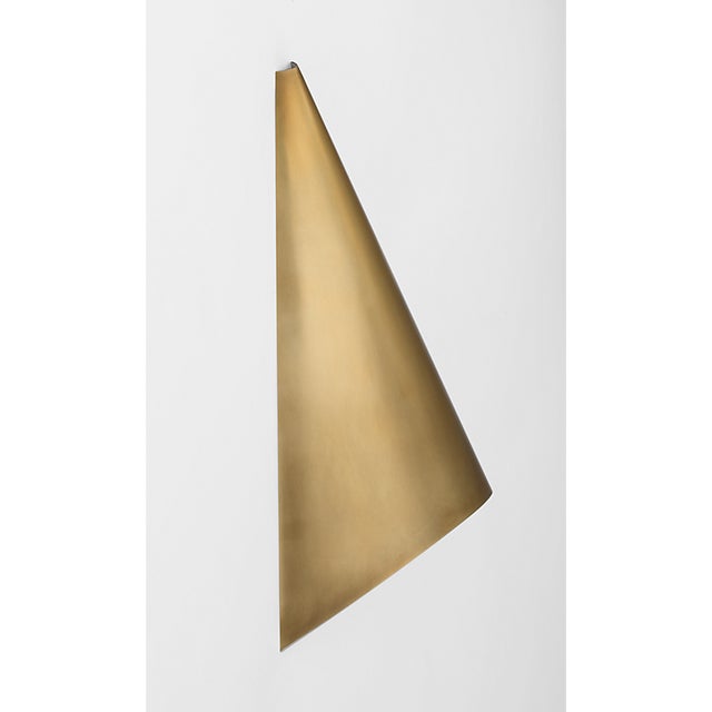 2020s Kelly Wearstler for Visual Comfort Signature Piel 9" Indoor/Outdoor Wall Wash in Antique-Burnished Brass For Sale - Image 5 of 9