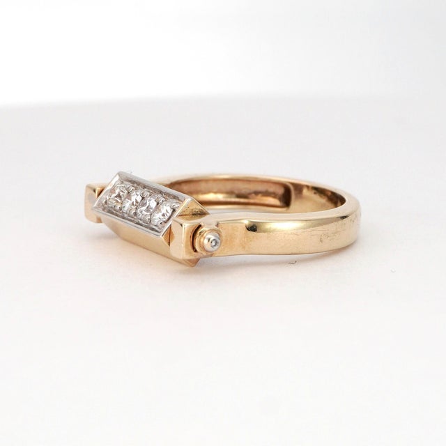 2020s Twistable 14k Yellow Gold Diamond Multi Sapphire Ring 0.27 Carats Size 6.75 For Sale - Image 5 of 18