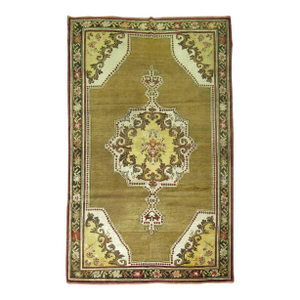 Early 20th Century Olive Brown Yellow Turkish Medallion Ghiordes Rug