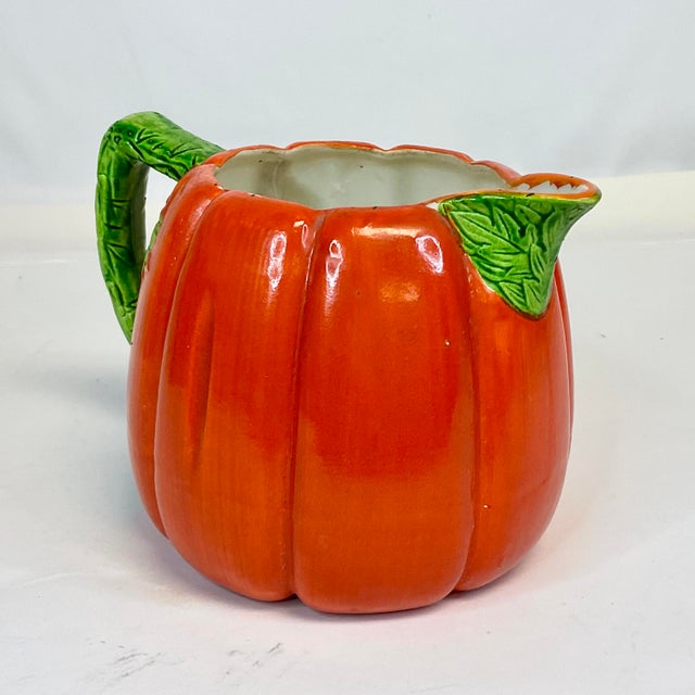 1940s Boho Chic Trompe l'Oeil Hollywood Regency Tomato Pitcher. For Sale - Image 6 of 8
