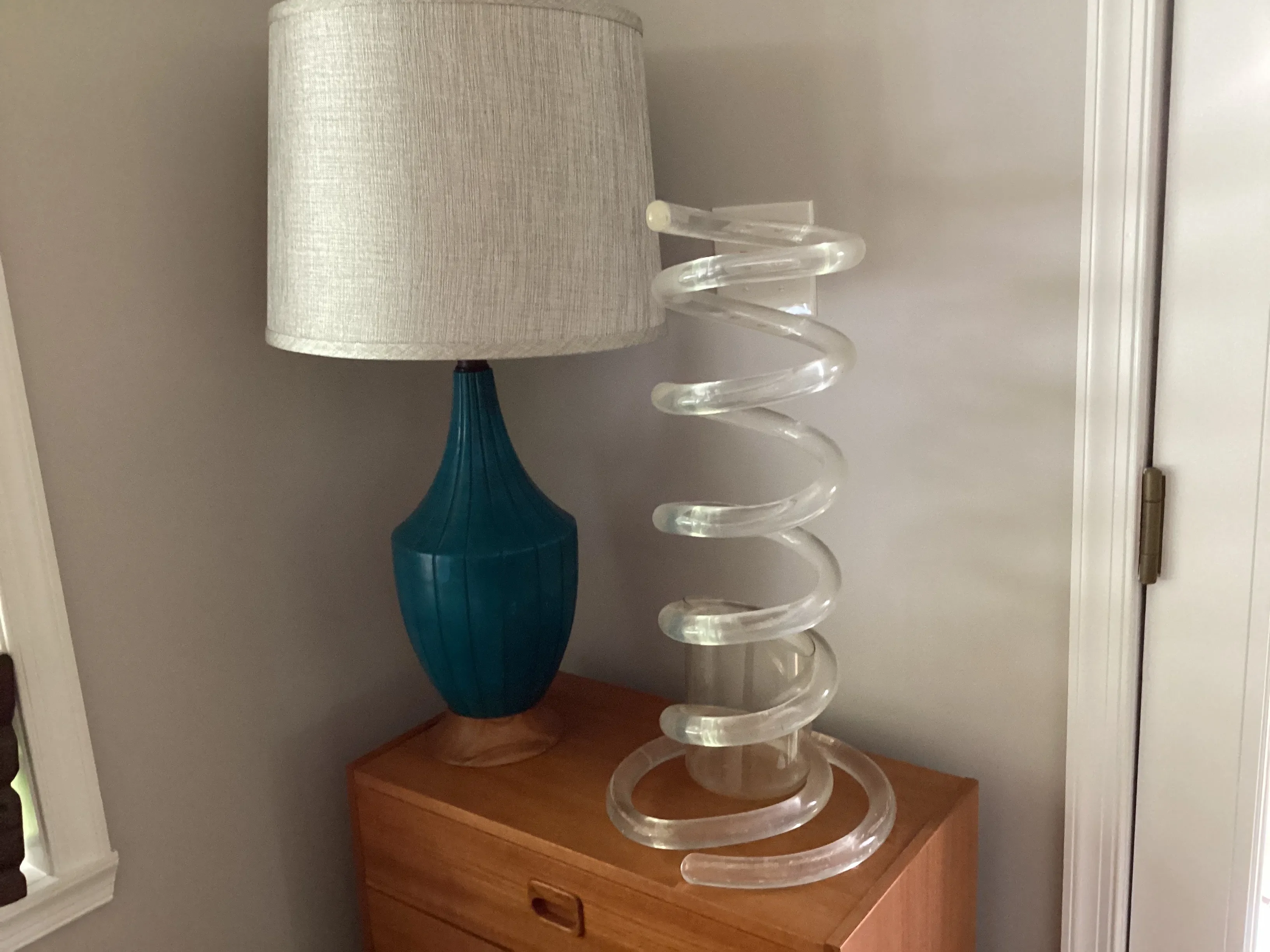 1960s Lucite Acrylic Modern Cylindrical Coil Shape Umbrella Stand