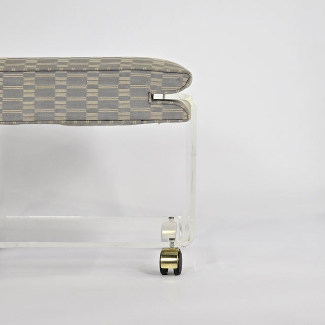 1970s 1970s Hill Manufacturing "Charles Hollis Style" Upholstered Lucite Ottoman/Vanity Seat For Sale - Image 5 of 7