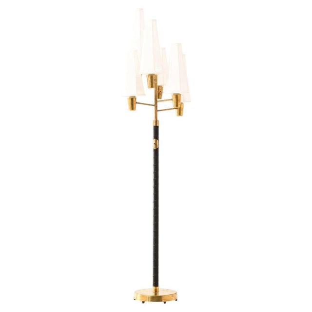 Scandinavian Modern Floor Lamp in Brass, Leather and Linen attributed to Hans Bergström, 1940s For Sale - Image 10 of 10