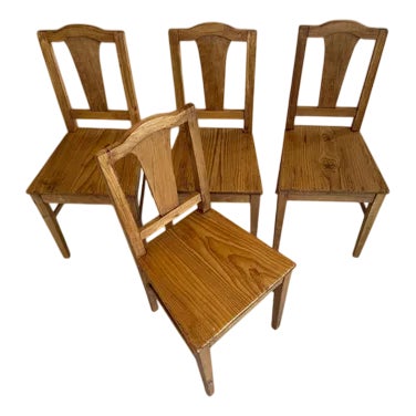 Farmhouse Spruce Chairs, Set of 4 For Sale