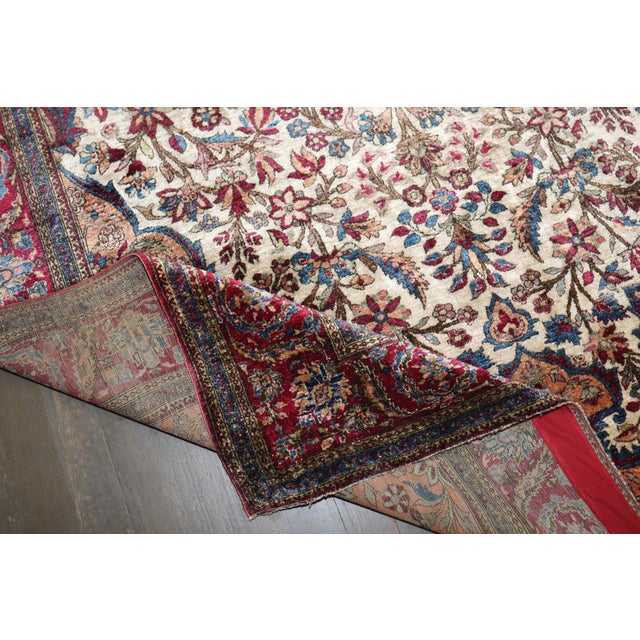Silk Kashan Prayer Rug no. 10953 For Sale In New York - Image 6 of 9