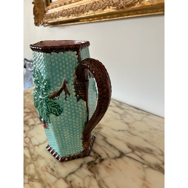 George Jones 1880 English Majolica Hexagonal Pitcher For Sale - Image 4 of 12