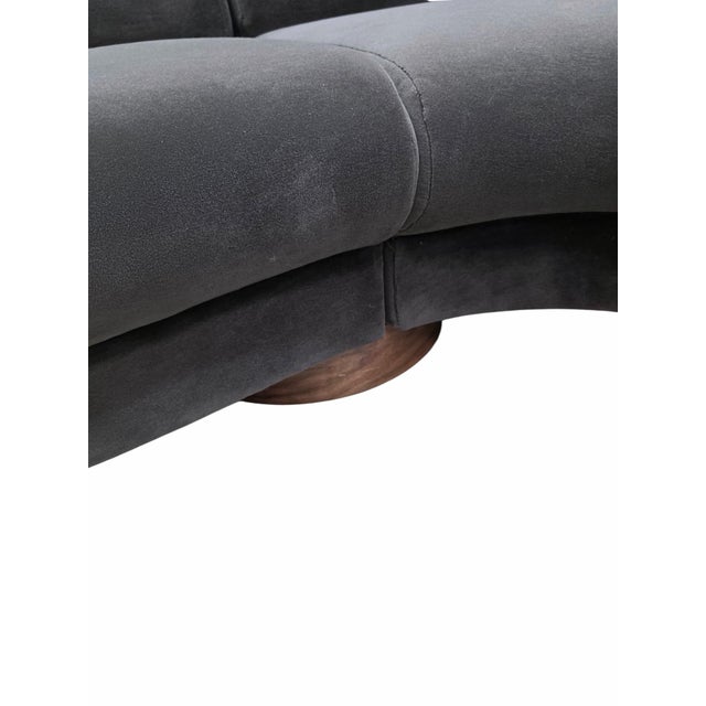 Mid-Century Modern Postmodern Vladimir Kagan Style Serpentine Sectional Sofa Newly Reupholstered For Sale - Image 3 of 9