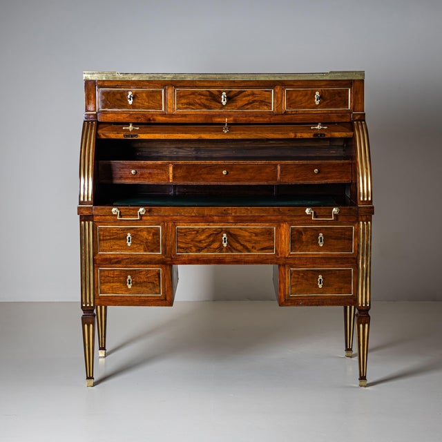 Late 18th Century Roll-Top Bureau, France For Sale - Image 10 of 11