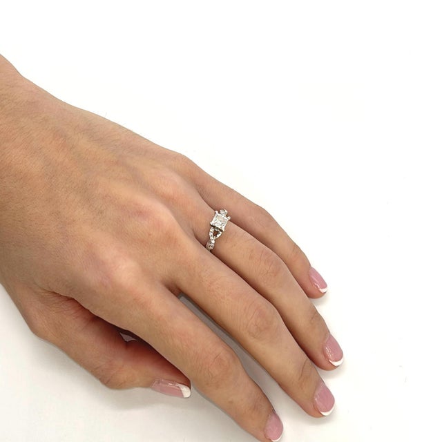 Early 21st Century 14k White Gold Solitaire Ring With Twisted Diamond Band - 5.25 For Sale - Image 5 of 6