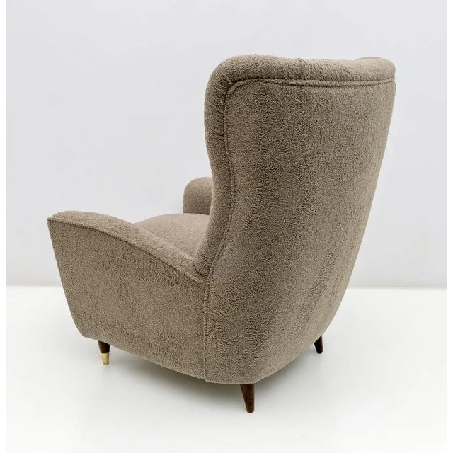 Gio Ponti Mid-Century Modern Bouclè High Back Armchair by Isa Bergamo, 1950 For Sale - Image 4 of 9