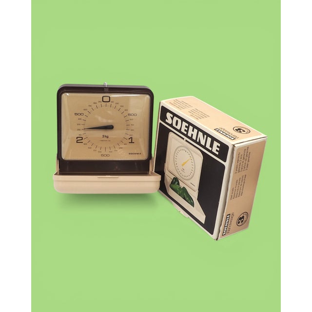 A foldable Soehnle scale – like new, with original box. - Condition: probably unused, in original box - Cleaned and ready...