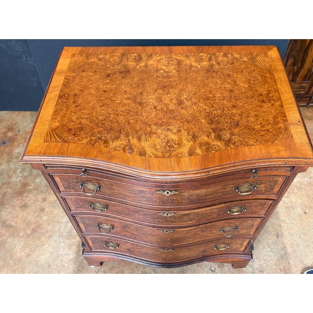 English Bachelor's Small Chest or Bedside Cabinet of Burl Walnut For Sale - Image 10 of 14