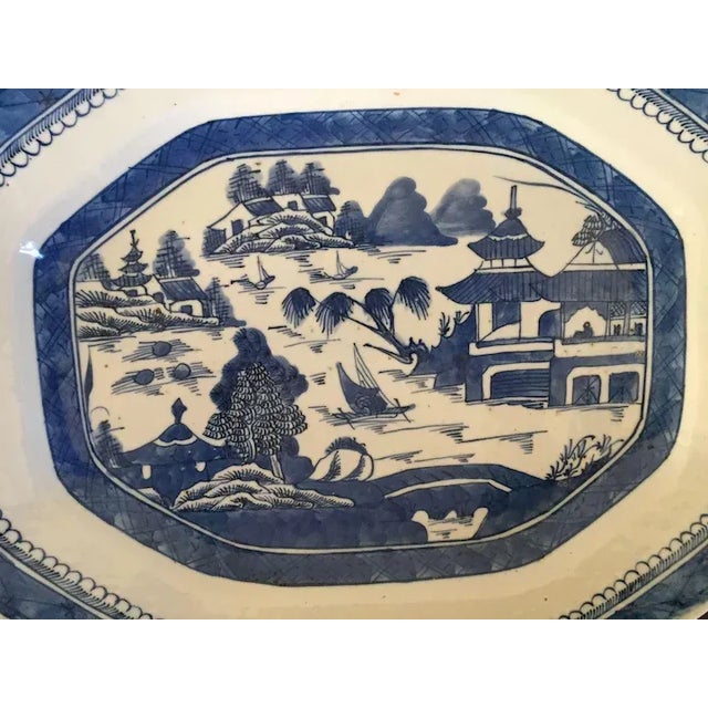19th Century Chinese Export Porcelain Blue and White Canton Platter For Sale In New York - Image 6 of 8