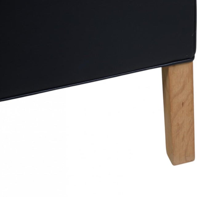 2213 Three-Seater Sofa in Black Leather by Børge Mogensen, 2012 For Sale - Image 13 of 18