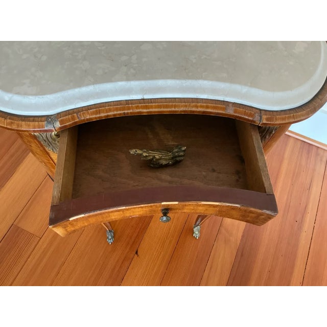Wood Antique French Louis XVI Style Kidney Shaped Marble Top Salon Table For Sale - Image 7 of 10