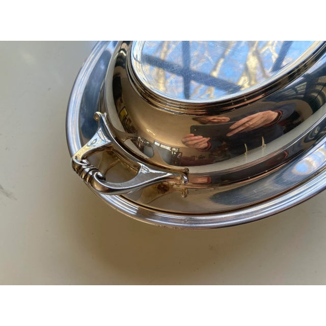 Mid-Century Modern Vintage Meriden Silver Plated Covered Serving Bowl For Sale - Image 3 of 8