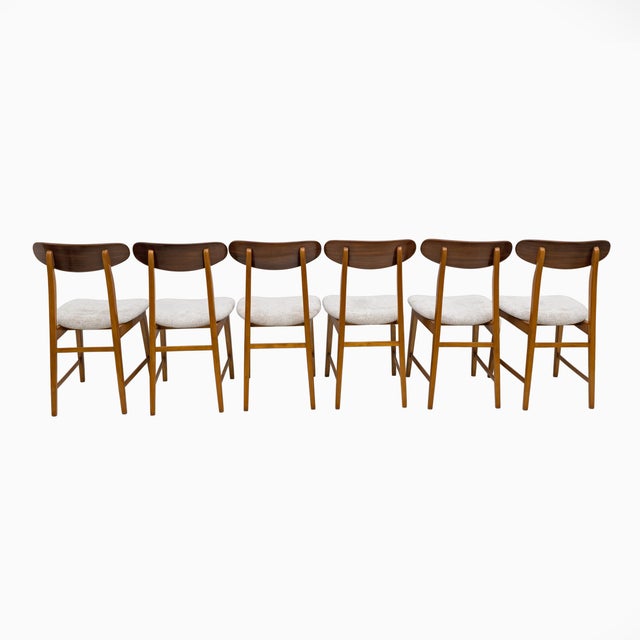 1960s Vintage Danish Dining Chairs in Teak and Bouclè Fabric, 1960s, Set of 6 For Sale - Image 5 of 9