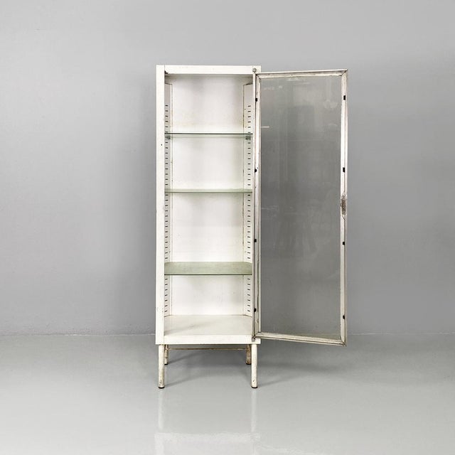 1950s Mid-Century Italian White Metal and Glass Pharmacy Display Cabinet, 1950s For Sale - Image 5 of 18