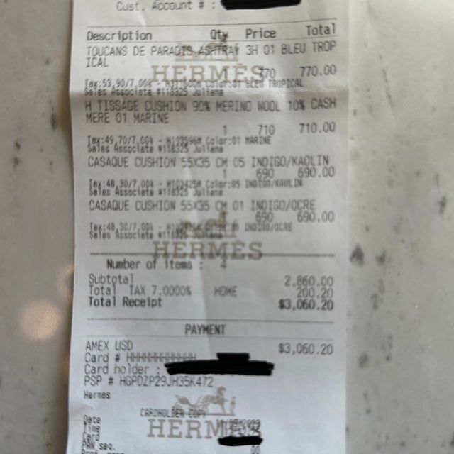 Hermès Casaque Graphic Cushions With Silk Twill Details – Set of 2 (55 × 35 Cm) For Sale - Image 13 of 14