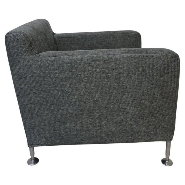Introduced in 1995, the Harry collection was named in tribute to the legendary designer Harry Bertoia and reflects Antonio...