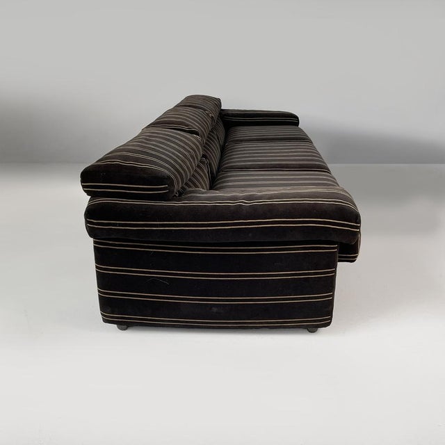 Italian Modern Erasmo Alpaca Sofa by Afra and Tobia Scarpa for B&B, 1980s, Set of 3 For Sale - Image 3 of 18