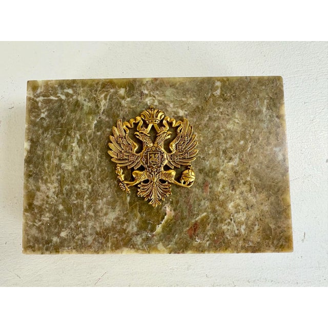 1950s Mid-Century Vintage Italian Handcrafted Alabaster Trinket Box For Sale - Image 5 of 6