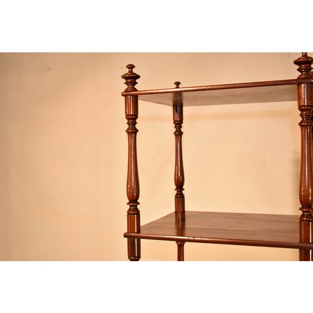 Victorian 19th Century English Mahogany Shelf With Hand-Turned Elements For Sale - Image 3 of 6