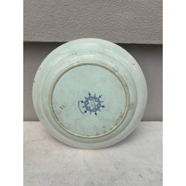 De Sarreguemines 19th Century French Blue & White Faience Dessert Plate Sarreguemines For Sale - Image 4 of 4