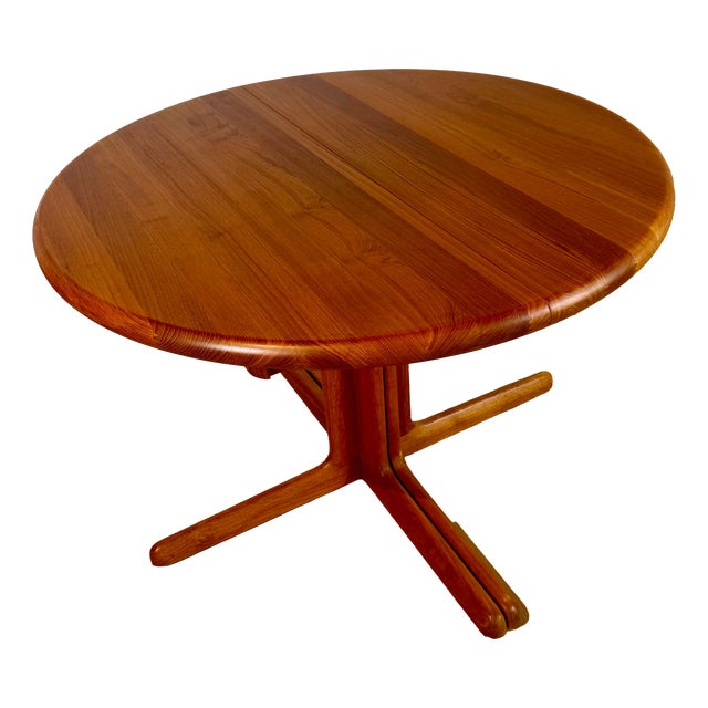 Extending Round Dining Table in Teak, 1960s For Sale