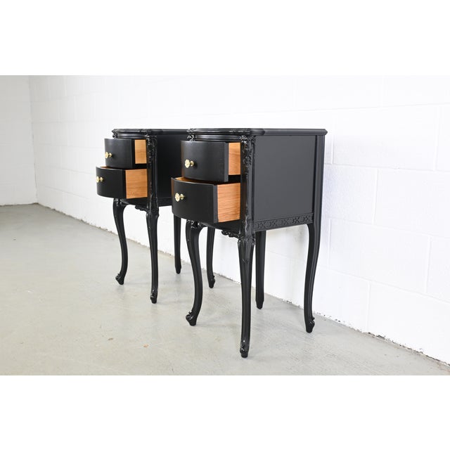 Black Antique French Rococo Style Black Lacquered Nightstands, a Pair For Sale - Image 8 of 13