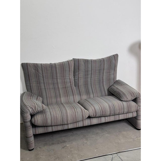 Gray Maralunga Two-Seater Sofa by Vico Magistretti for Cassina, 1970s For Sale - Image 8 of 13