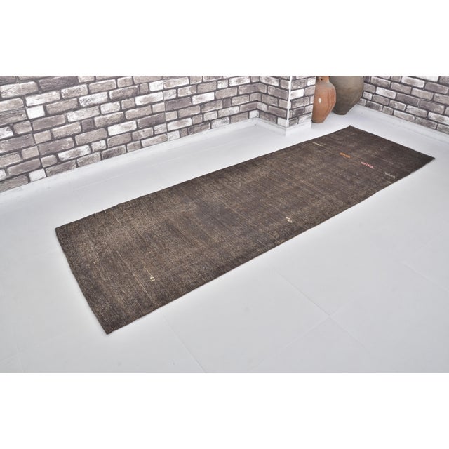 Textile 1960s Turkish Handwoven Anatolian Kilim Runner For Sale - Image 7 of 10
