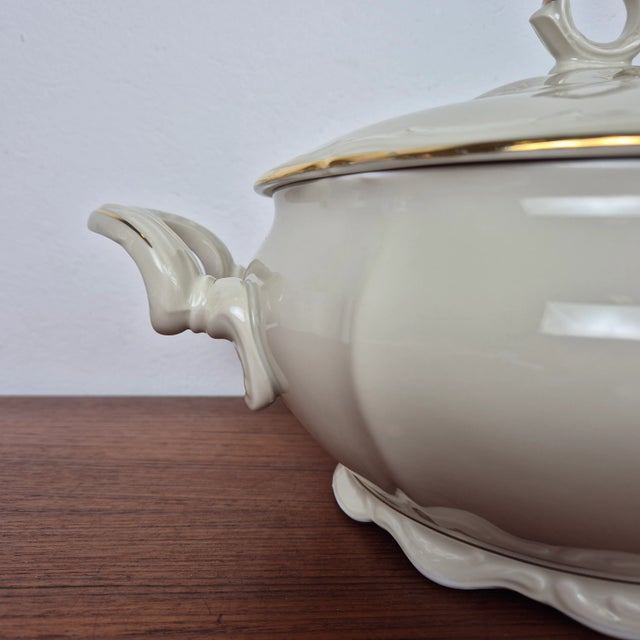 1960s Porcelain Soup Tureen from Bareuther, Germany, 1960s For Sale - Image 5 of 12