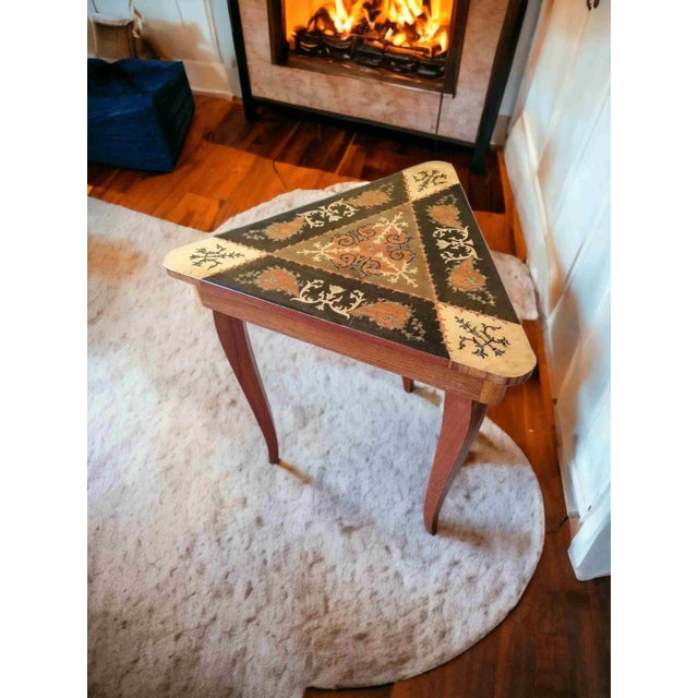Triangular-Shaped Inlaid Jewelery Table For Sale - Image 4 of 4