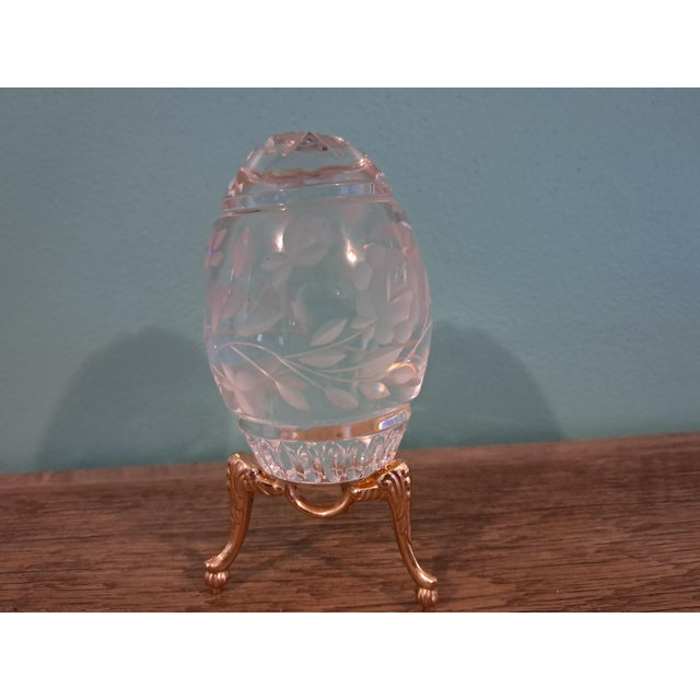 1960s Sullivans Lead Crystal Paperweight With Golden Stand For Sale - Image 10 of 16